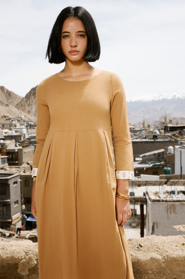 EVA MONOCHROME DRESS