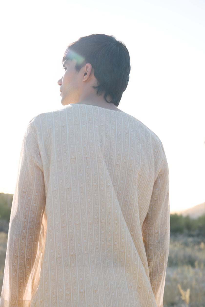 SANDSTONE DRIFT V NECK SHIRT